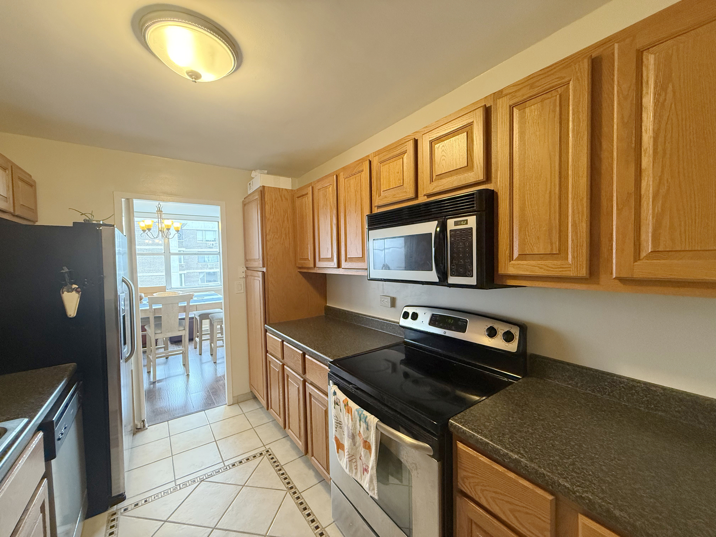 6301 North Sheridan Road Chicago IL 60660
