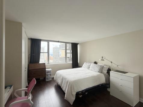 6301 North Sheridan Road Chicago IL 60660