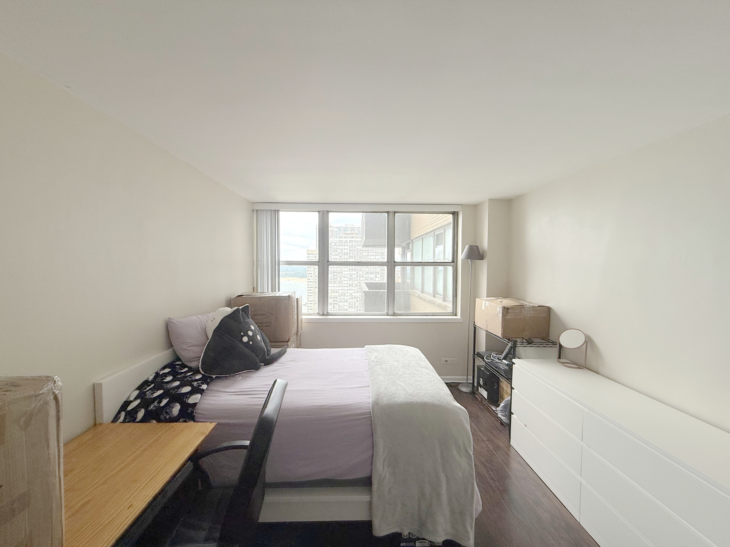 6301 North Sheridan Road Chicago IL 60660
