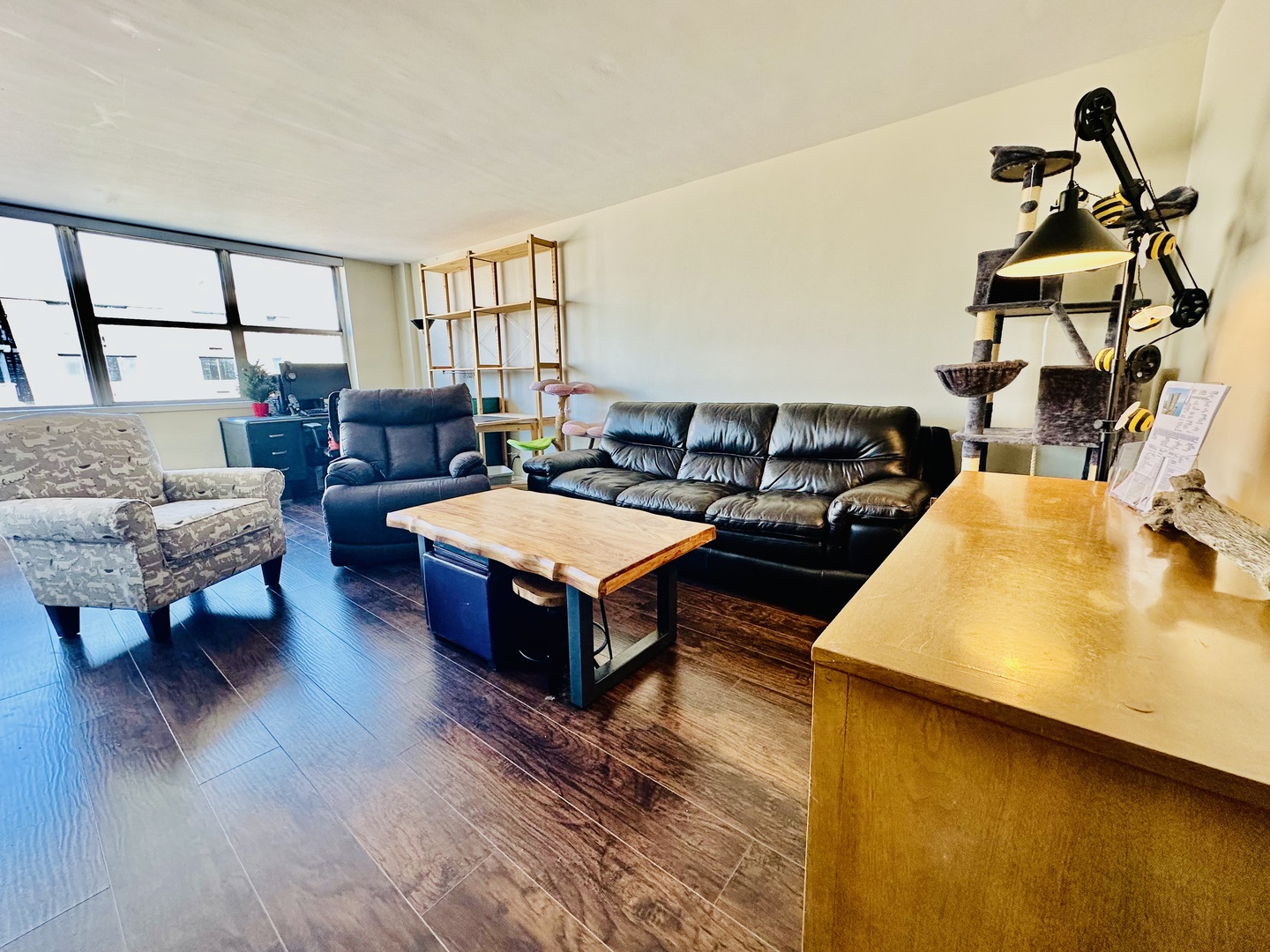 6301 North Sheridan Road Chicago IL 60660