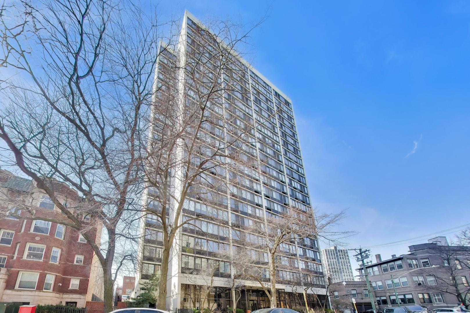 2754 North Hampden Court Chicago IL 60614