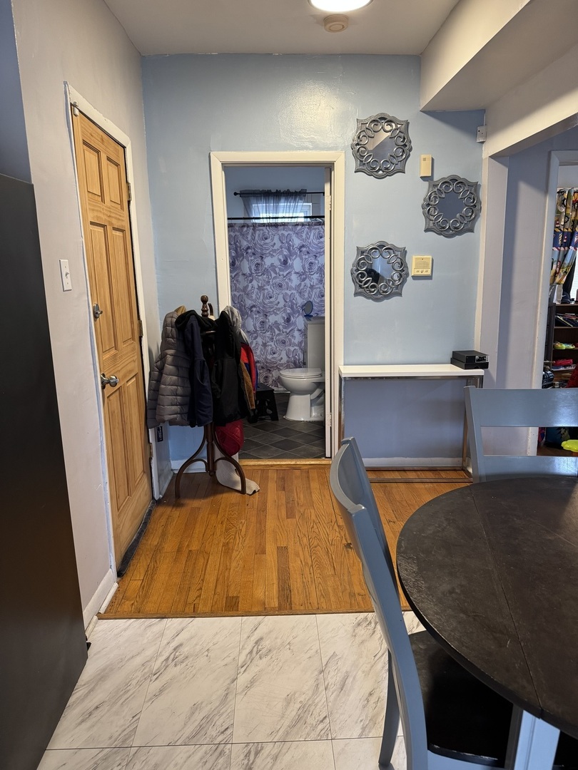 5301 West Le Moyne Street Chicago IL 60651