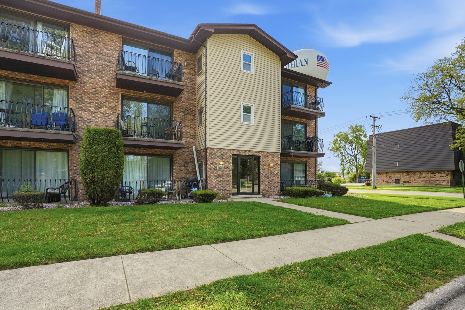 14457 Lamon Avenue Midlothian IL 60445