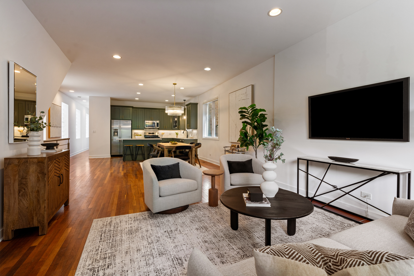1061 North Marshfield Avenue Chicago IL 60622