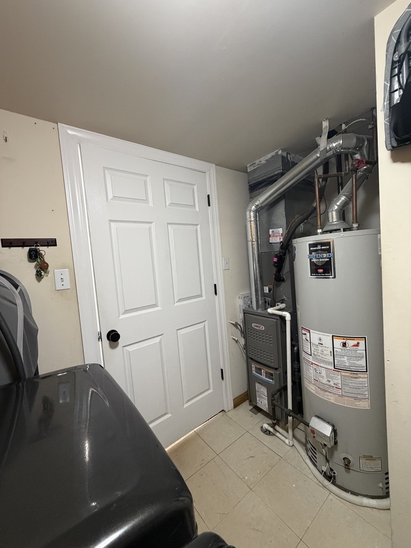 6655 West 64th Place Chicago IL 60638