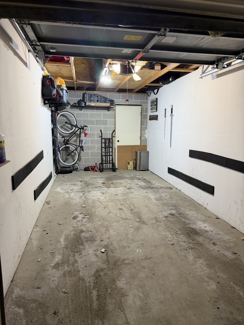 6655 West 64th Place Chicago IL 60638