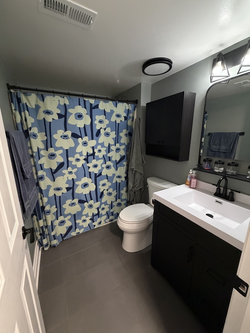 6655 West 64th Place Chicago IL 60638