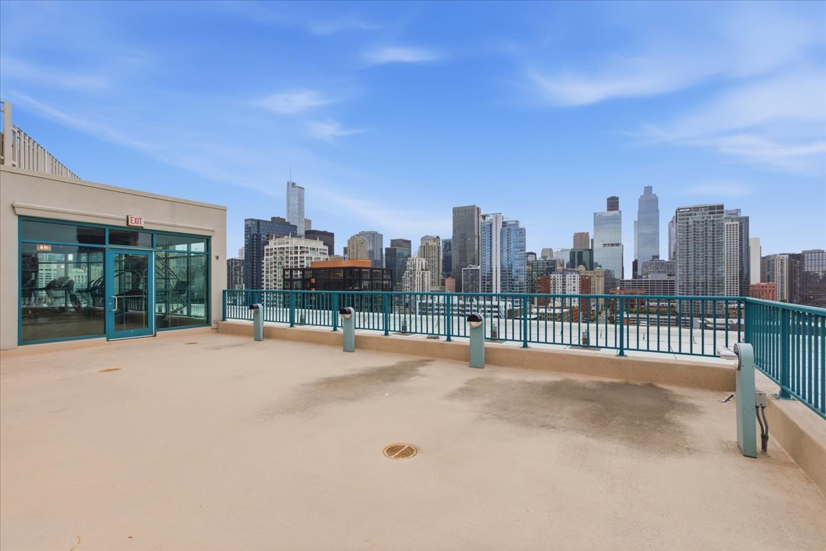 340 West Superior Street Chicago IL 60654