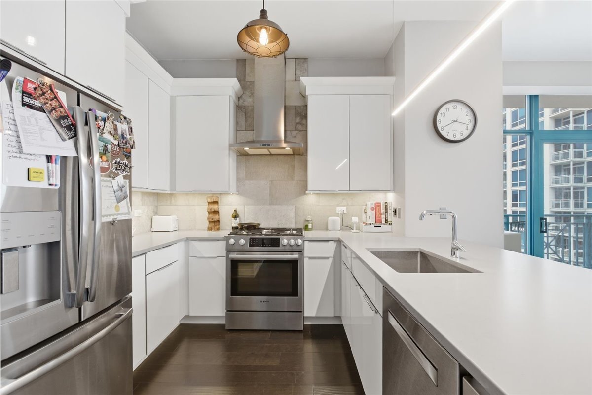 340 West Superior Street Chicago IL 60654