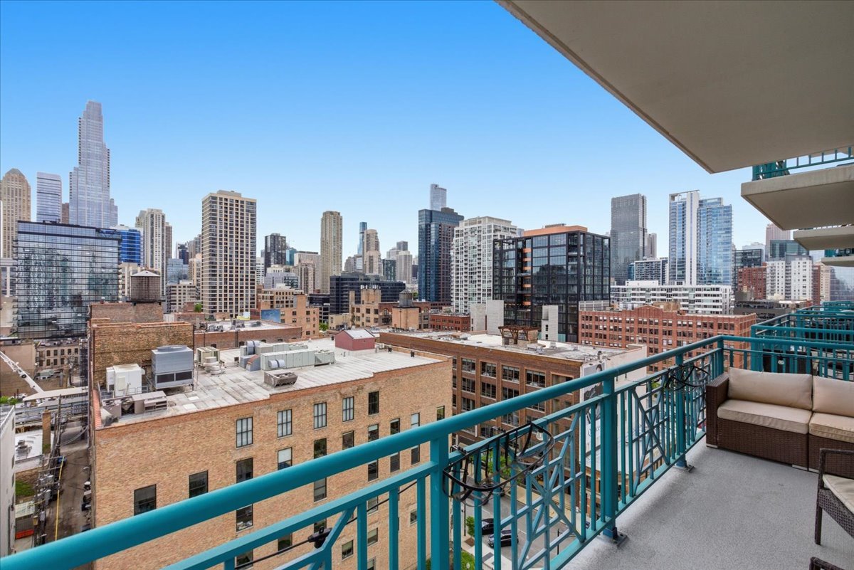 340 West Superior Street Chicago IL 60654