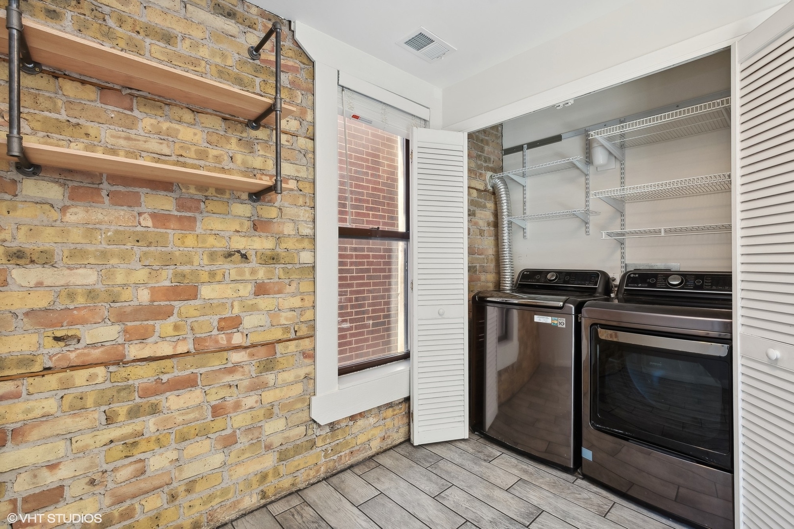 2053 North Racine Avenue Chicago IL 60614