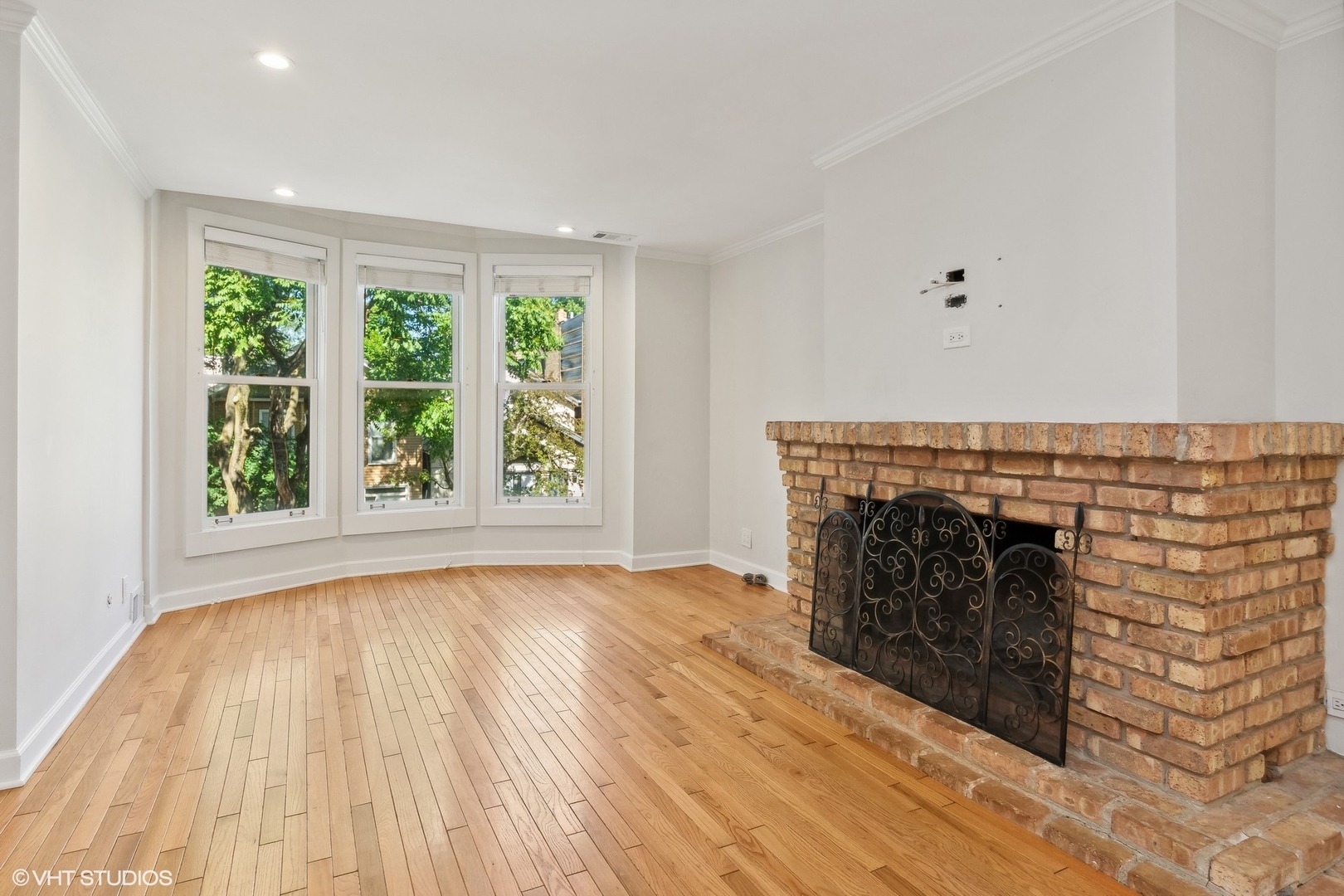 2053 North Racine Avenue Chicago IL 60614