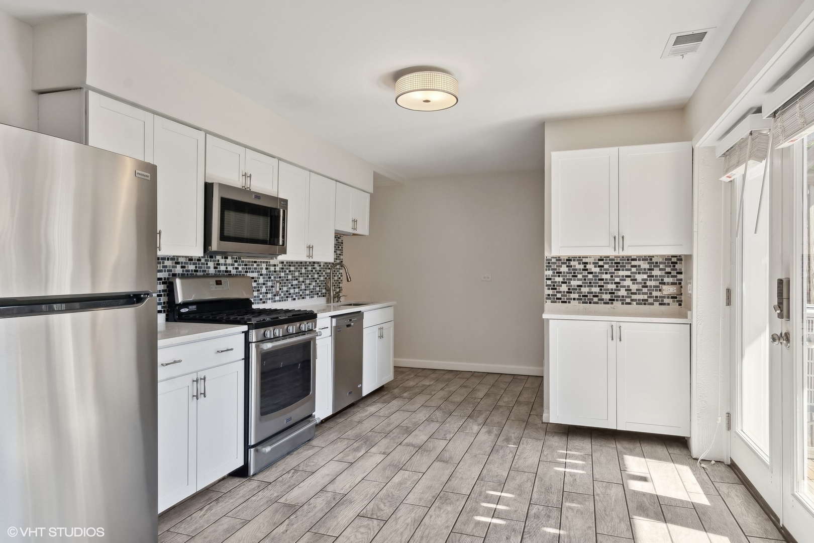 2053 North Racine Avenue Chicago IL 60614