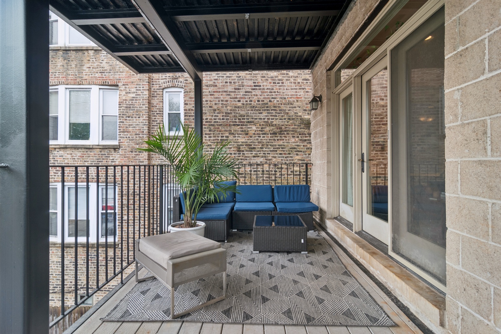 1234 West Winnemac Avenue Chicago IL 60640
