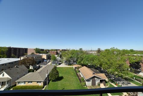 365 Graceland Avenue Des Plaines IL 60016