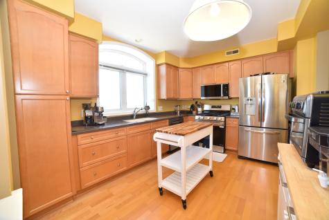365 Graceland Avenue Des Plaines IL 60016