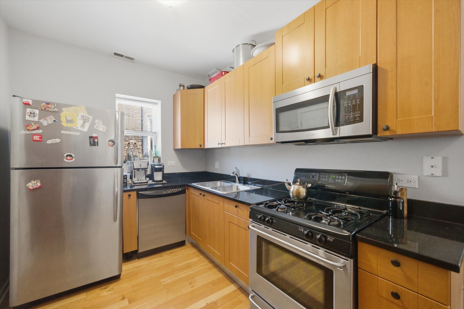 6419 North Greenview Avenue Chicago IL 60626