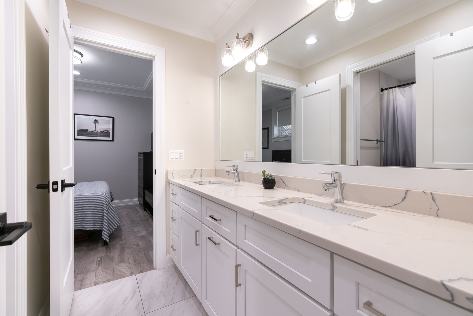 729 West Barry Avenue Chicago IL 60657