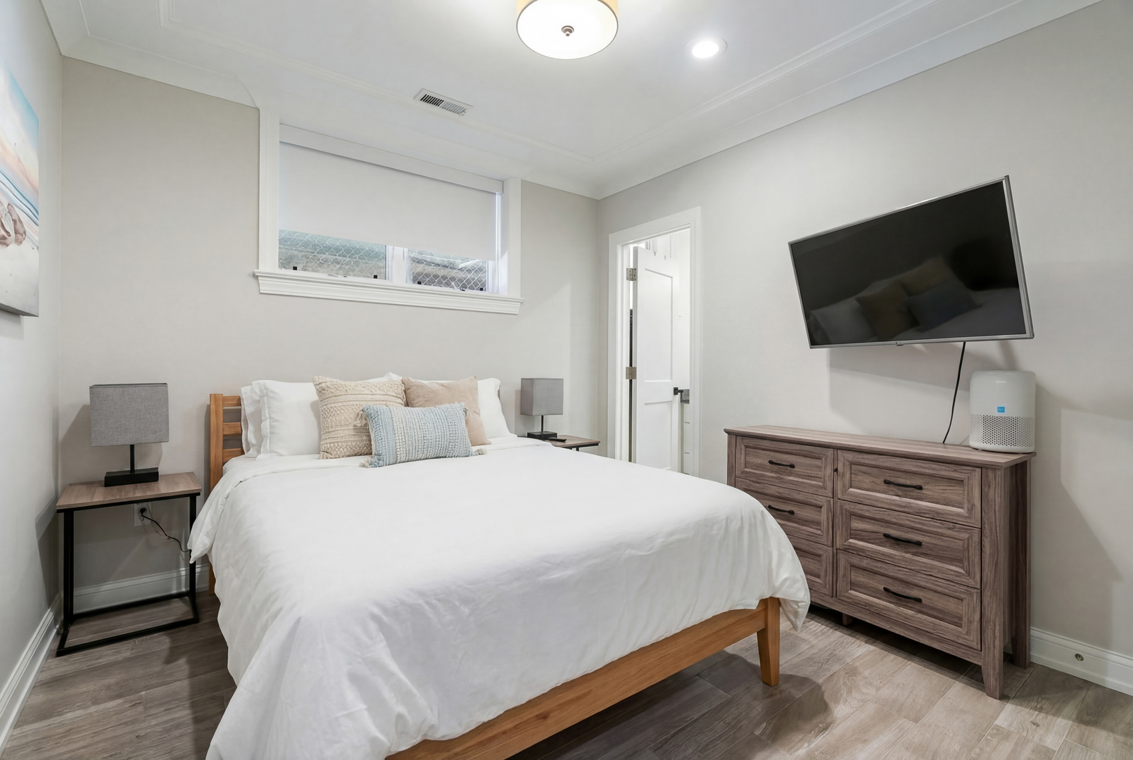 729 West Barry Avenue Chicago IL 60657