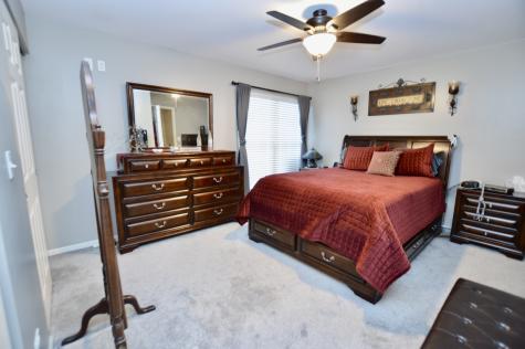 1716 Pine Street Mchenry IL 60051
