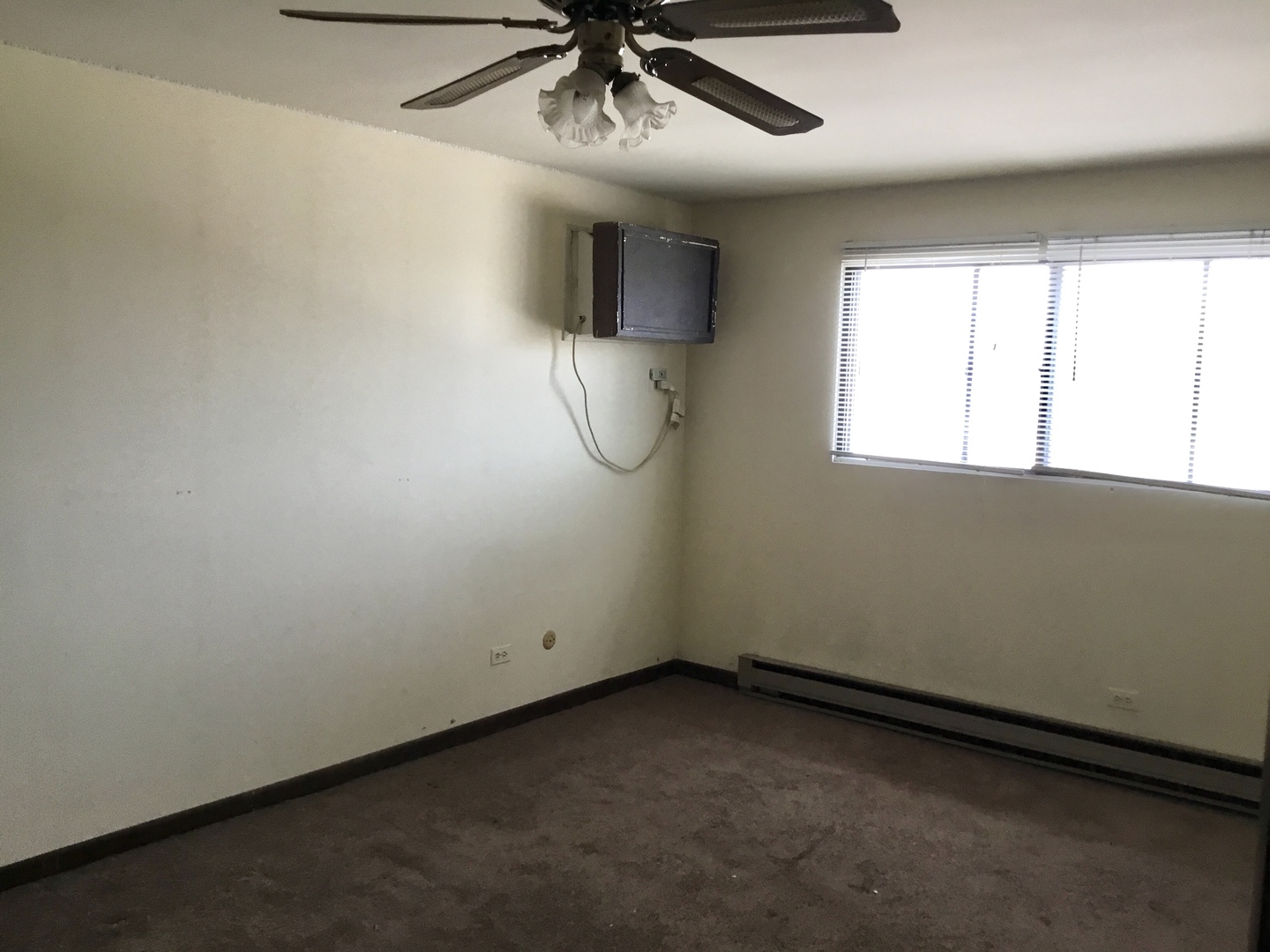 6624 West 64th Place Chicago IL 60638