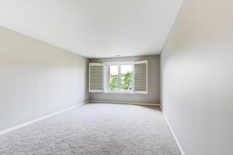 701 Lake Hinsdale Drive Willowbrook IL 60527