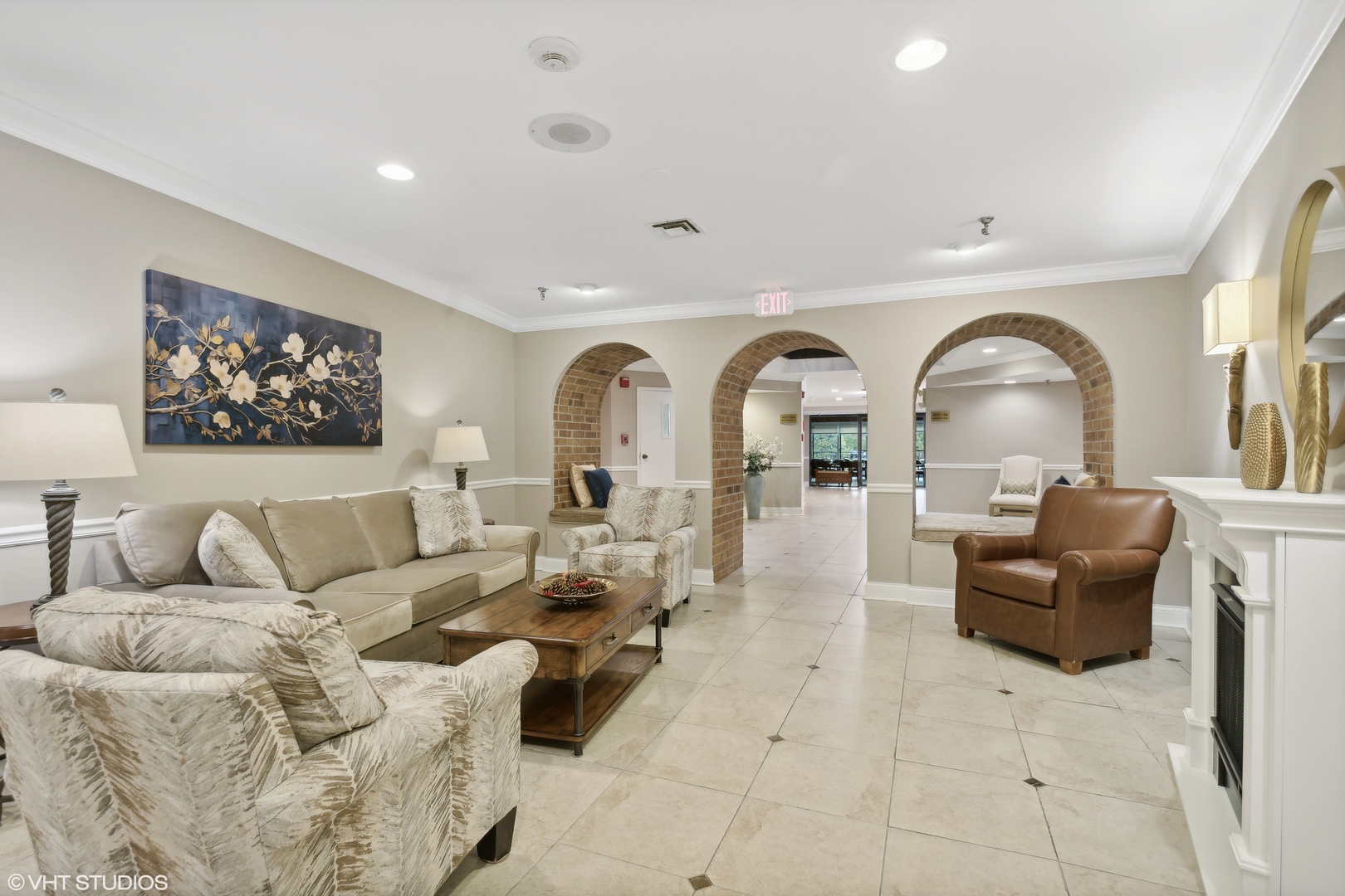 701 Lake Hinsdale Drive Willowbrook IL 60527