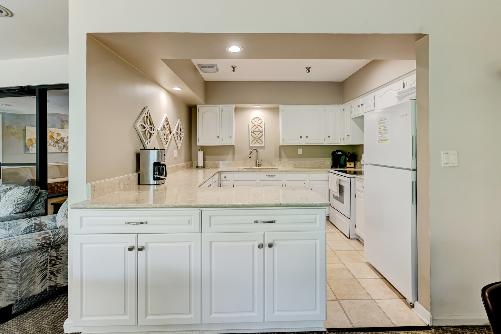 701 Lake Hinsdale Drive Willowbrook IL 60527