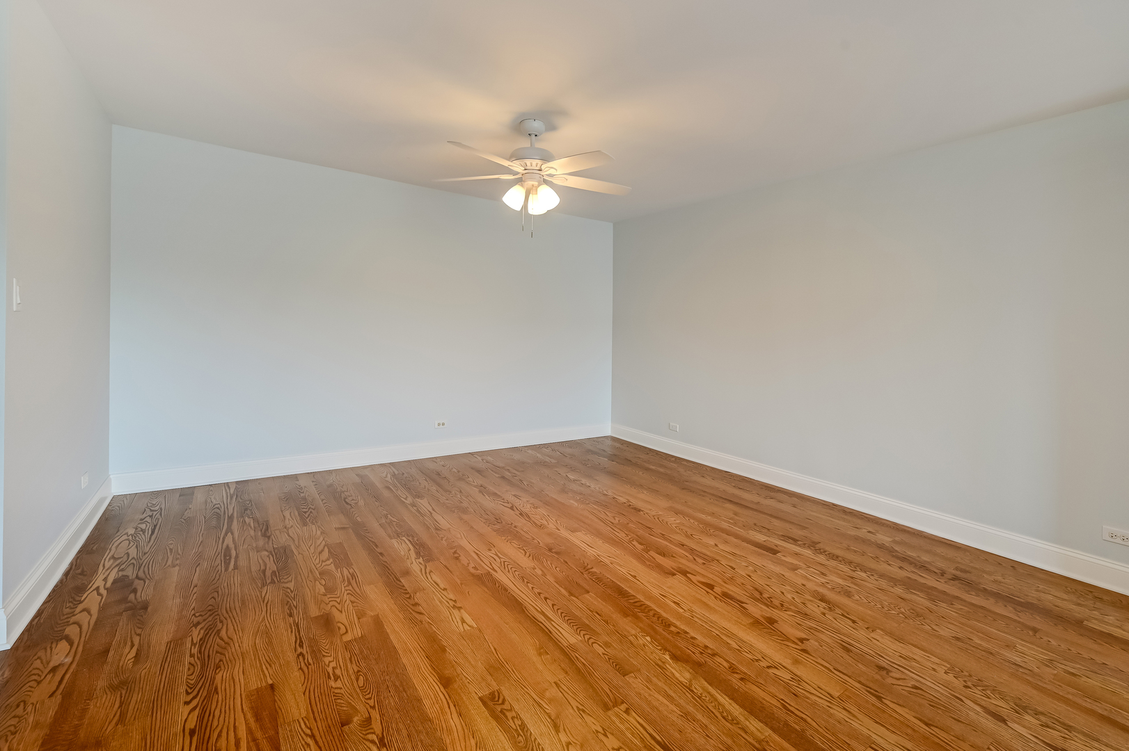 701 Lake Hinsdale Drive Willowbrook IL 60527
