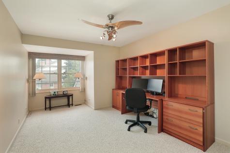 301 Princeton Lane Glenview IL 60026