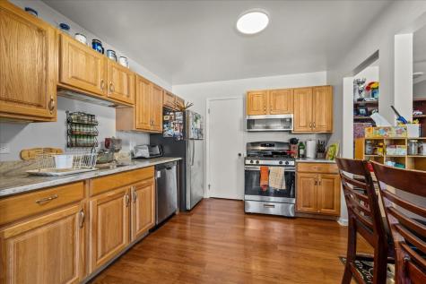 1052 Southbury Lane Wheeling IL 60090