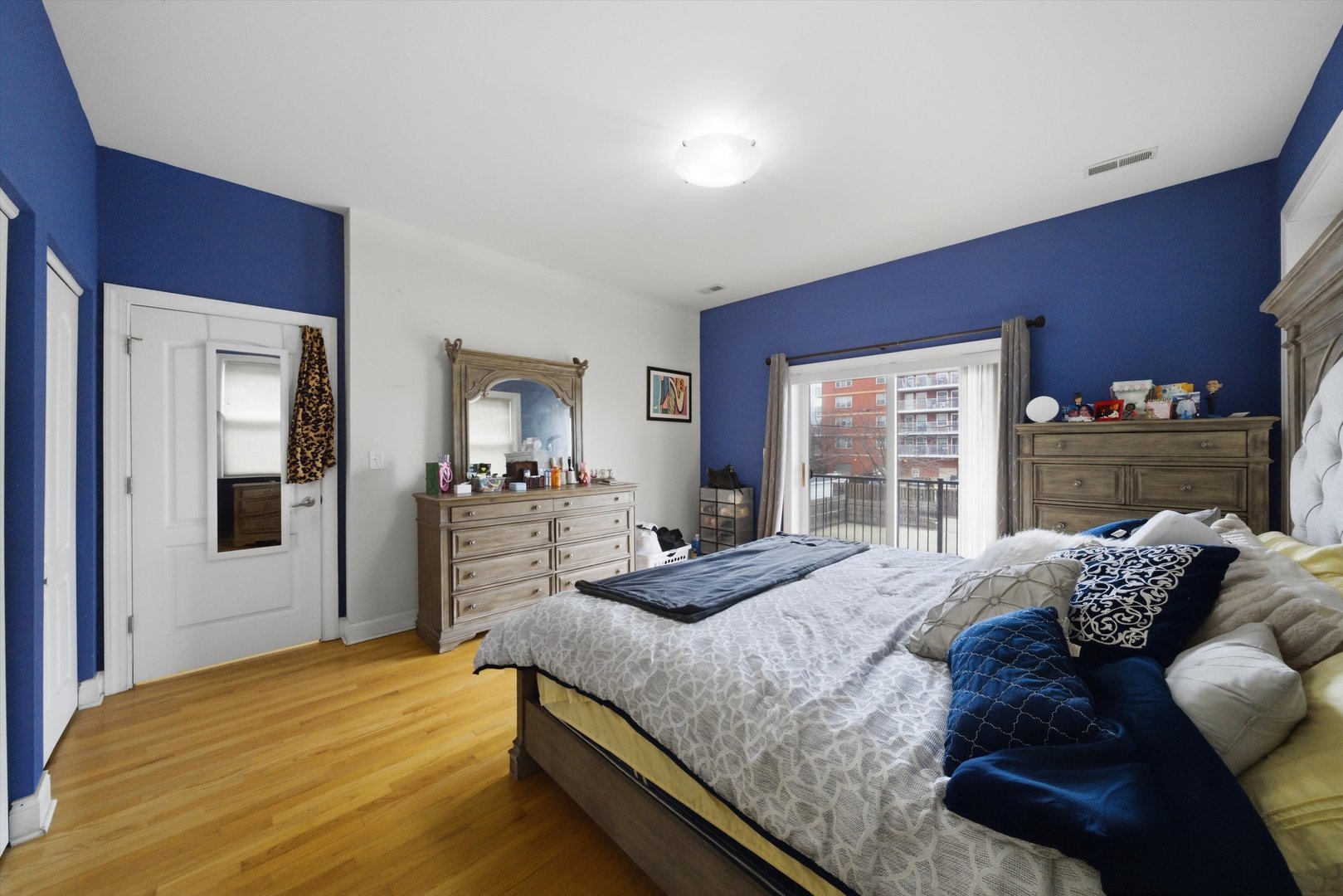 25 North Menard Avenue Chicago IL 60644