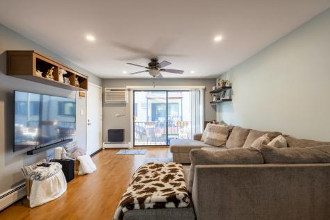 5155 North East River Road Chicago IL 60656