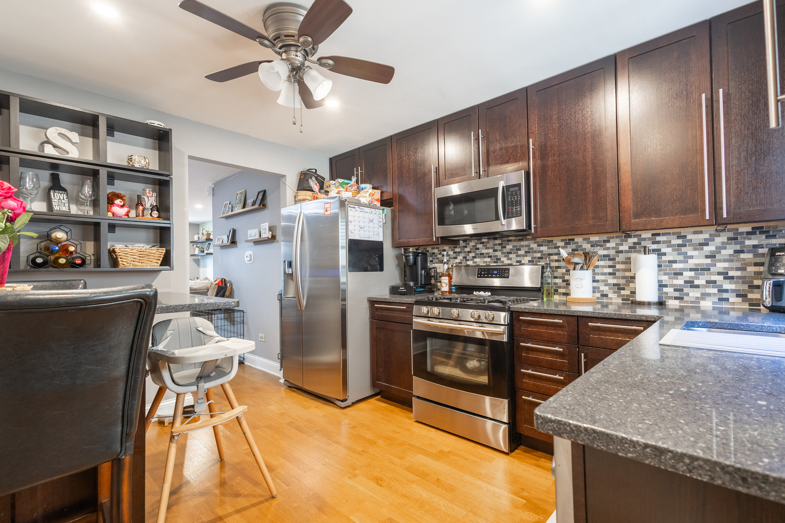 5155 North East River Road Chicago IL 60656