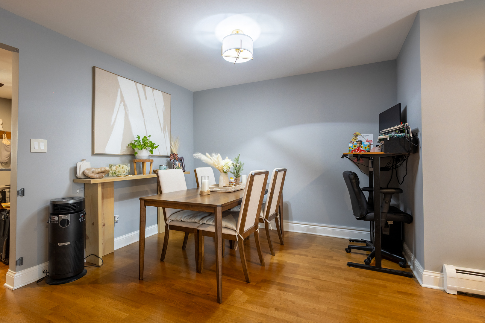 5155 North East River Road Chicago IL 60656