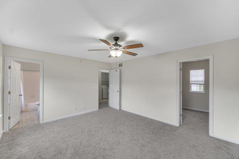 2588 Dickens Court Aurora IL 60503