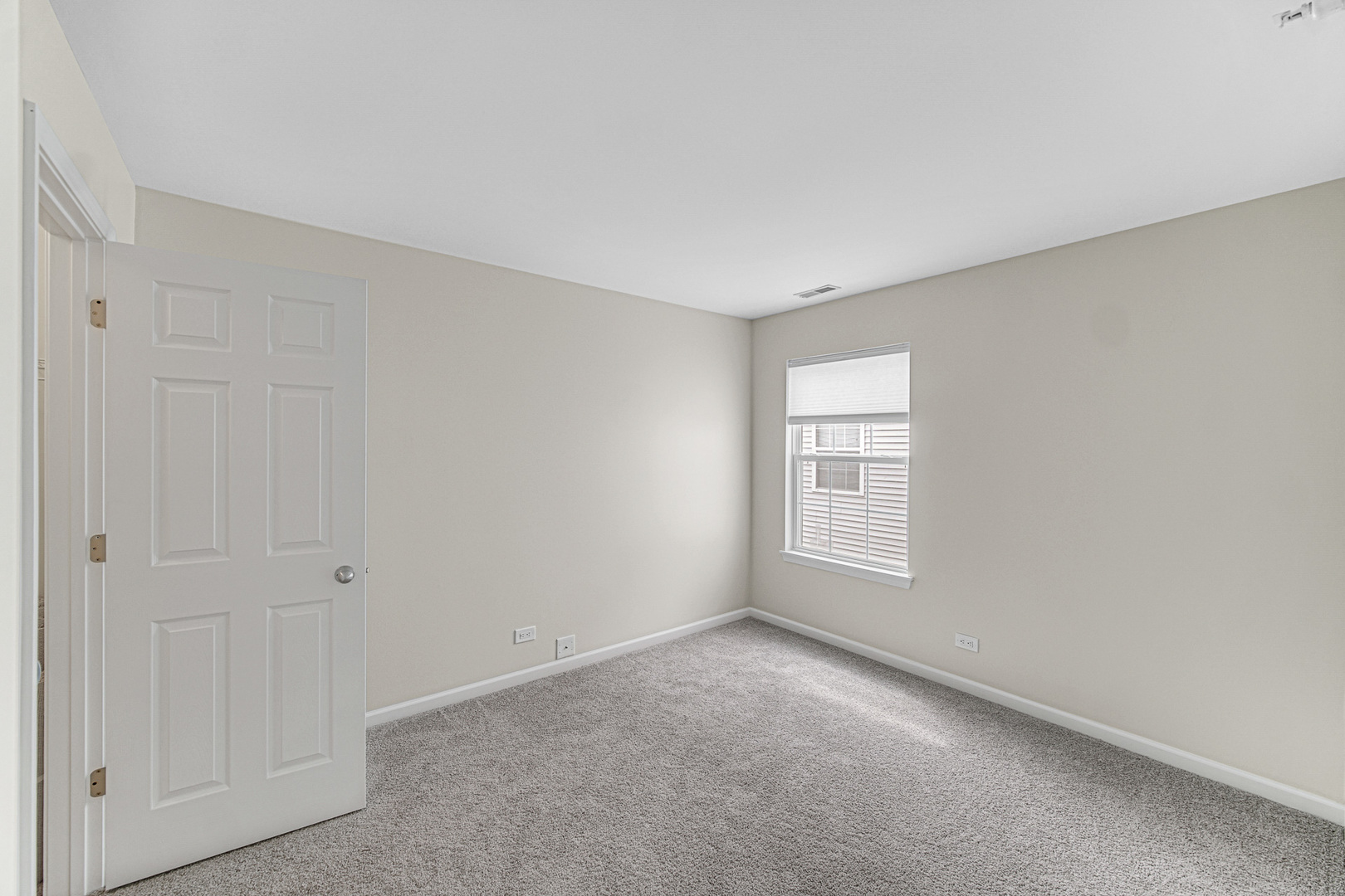 2588 Dickens Court Aurora IL 60503