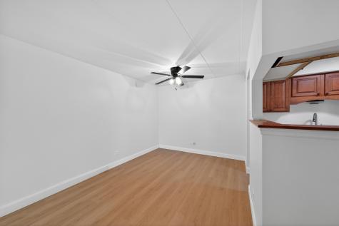 3235 South Manor Drive Lansing IL 60438