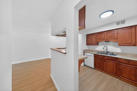 3235 South Manor Drive Lansing IL 60438