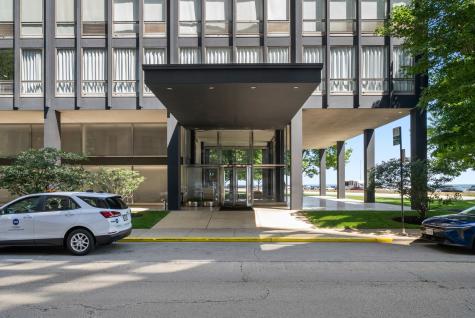 860 North Lake Shore Drive Chicago IL 60611