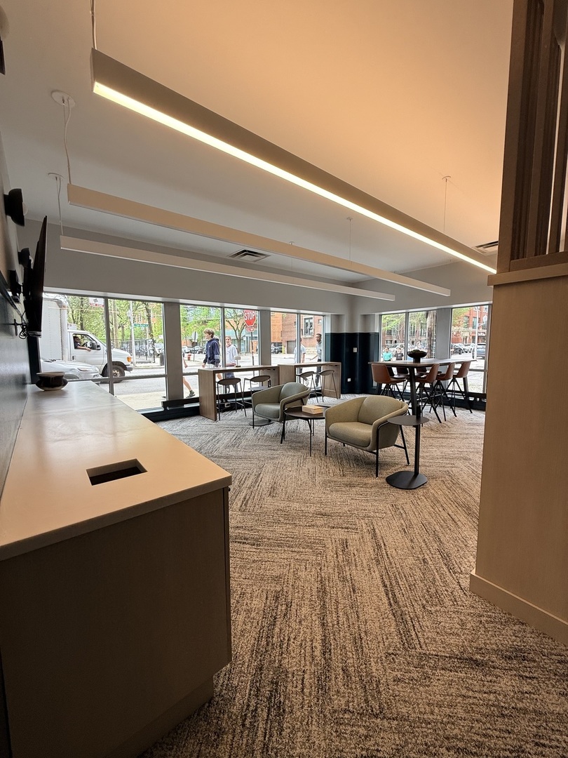 933 West Van Buren Street Chicago IL 60607