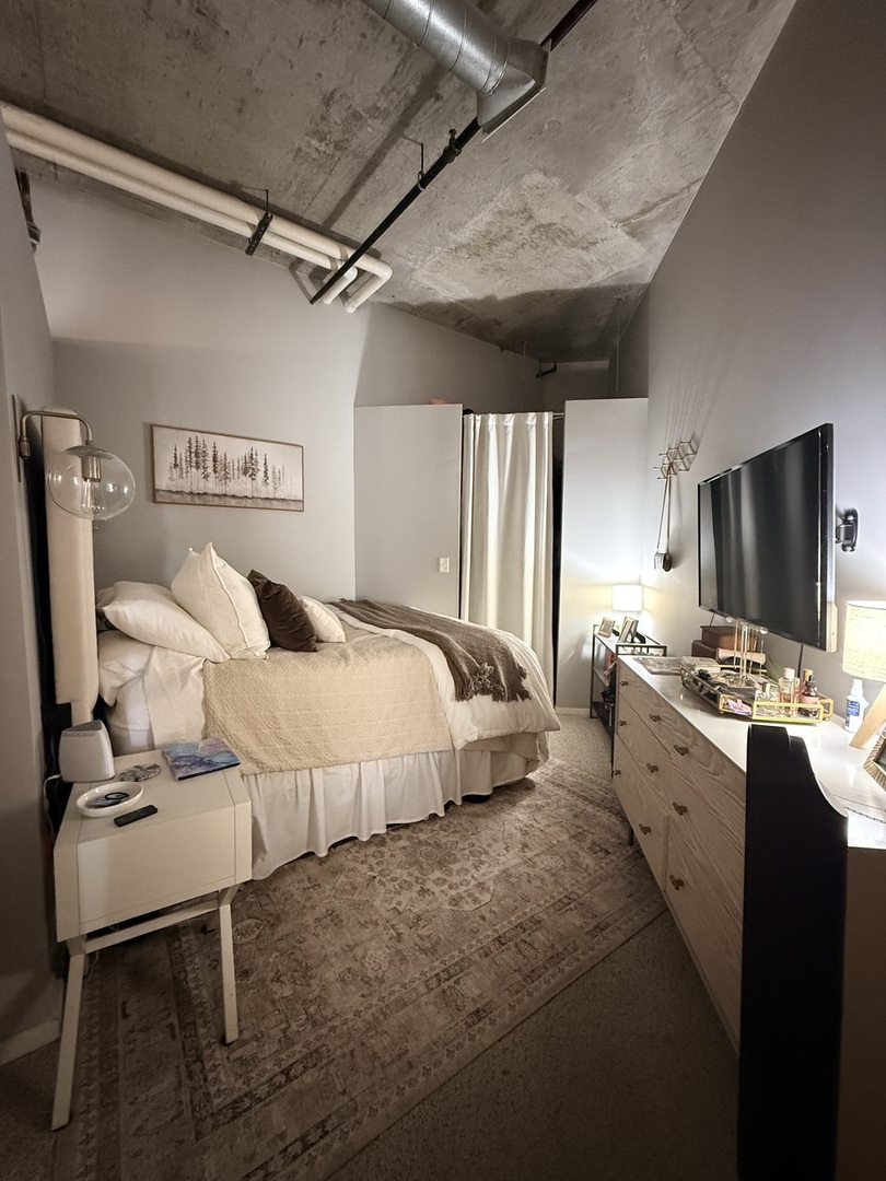 933 West Van Buren Street Chicago IL 60607