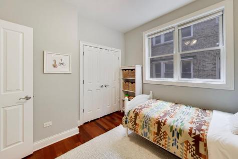 1219 West Foster Avenue Chicago IL 60640