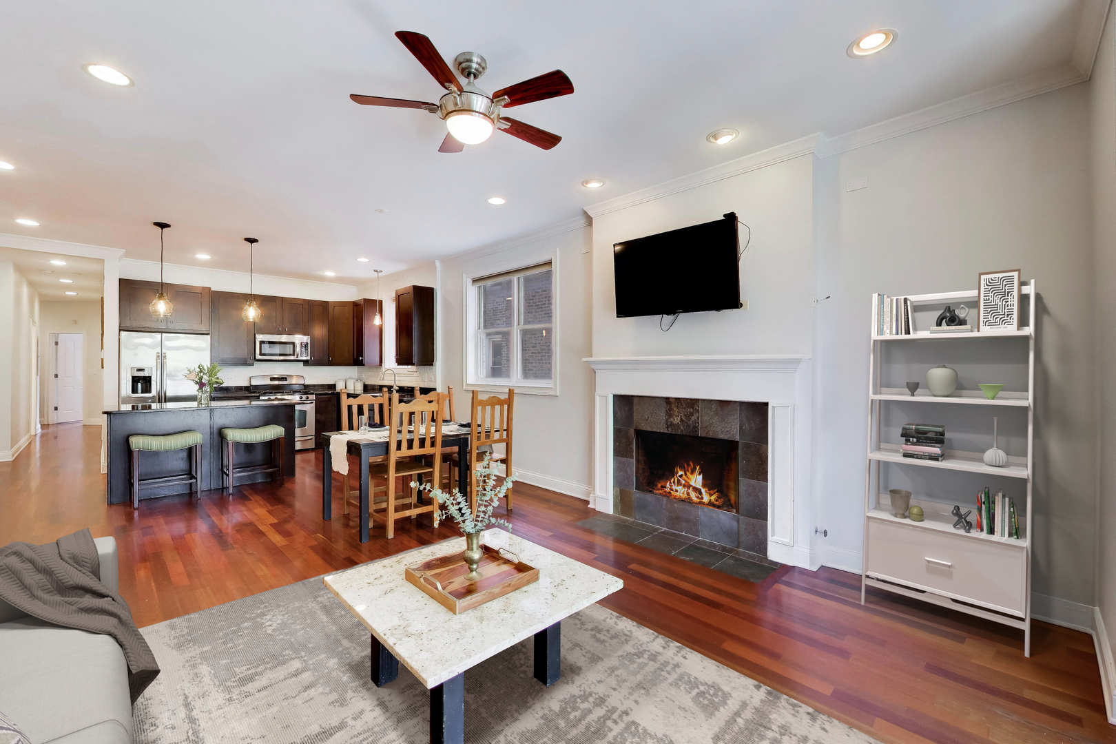 1219 West Foster Avenue Chicago IL 60640