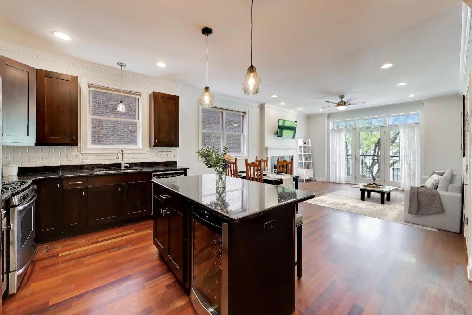 1219 West Foster Avenue Chicago IL 60640