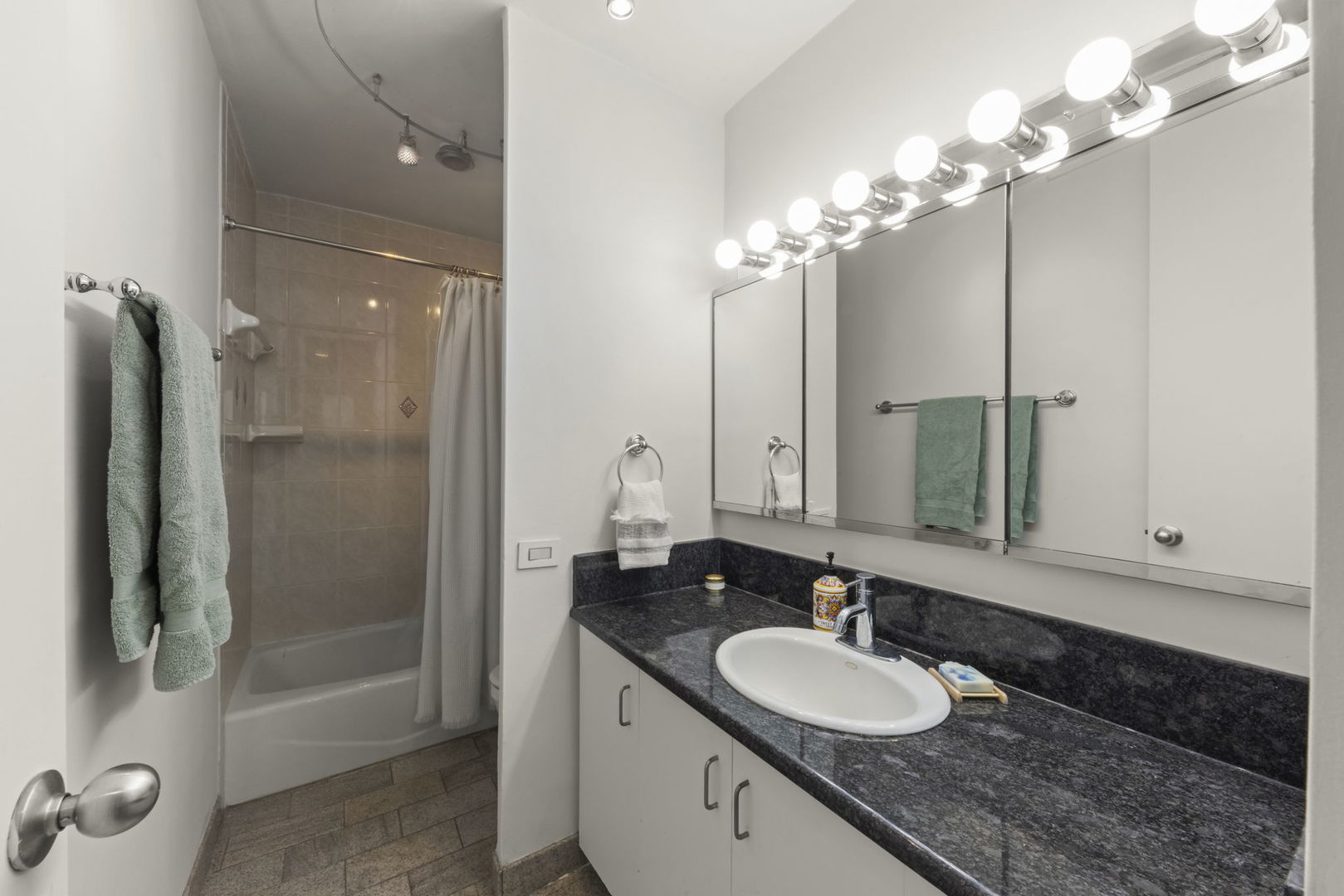 535 North Michigan Avenue Chicago IL 60611