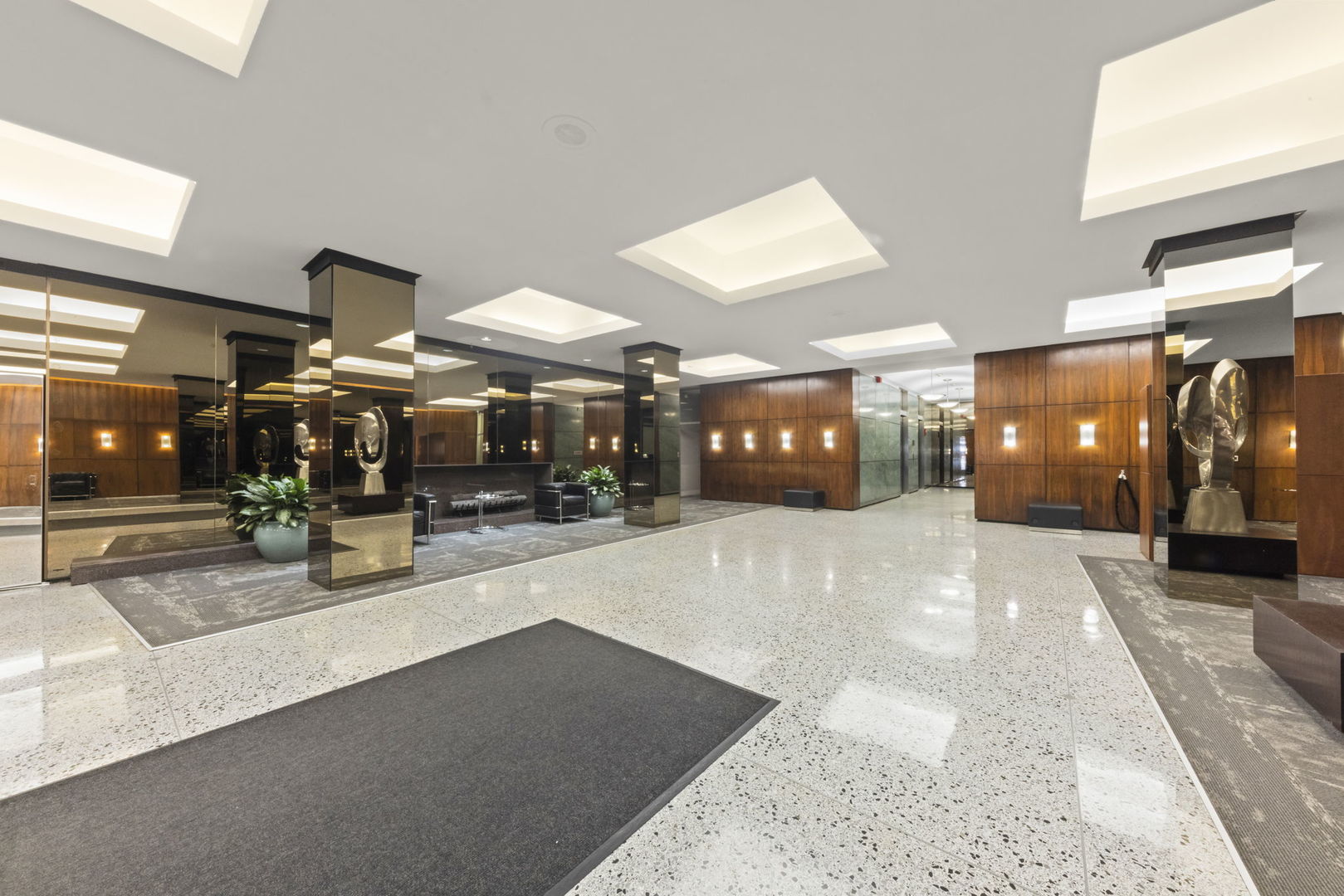 535 North Michigan Avenue Chicago IL 60611