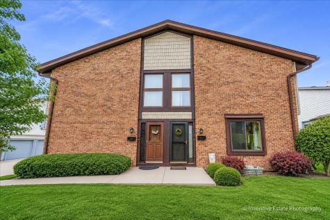 8325 Portsmouth Drive Darien IL 60561