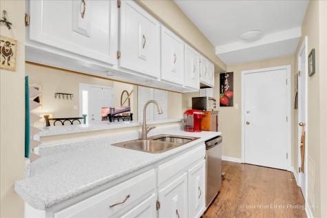 8325 Portsmouth Drive Darien IL 60561