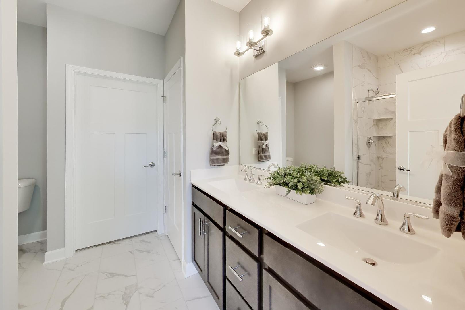 270 Masters Drive Addison IL 60101
